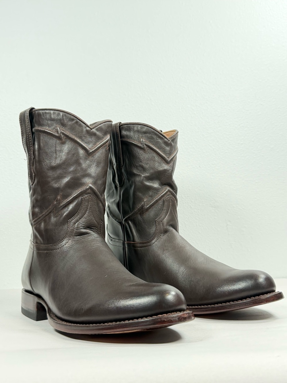 Cuero "The Austin" Handcrafted Men’s Leather Cowboy Boots Size 10 EE Brown
